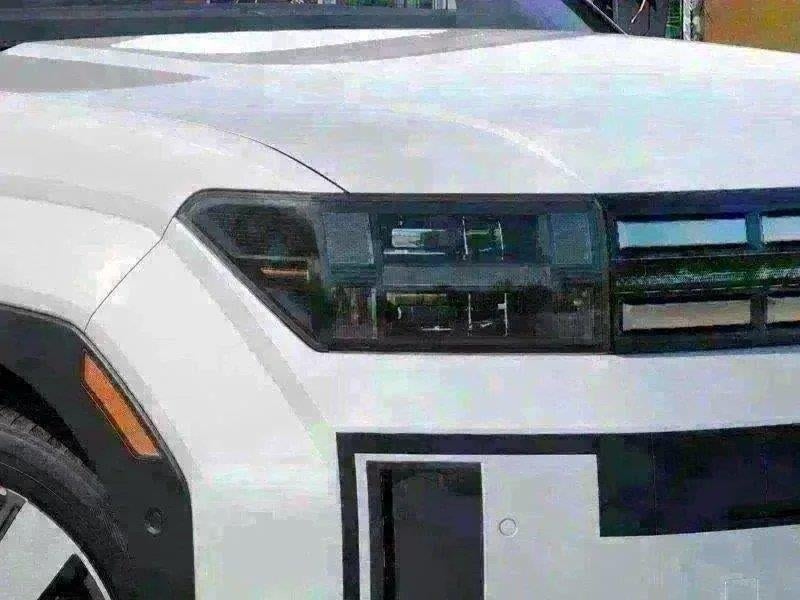 2027 Hyundai SANTA FE Limited 6P