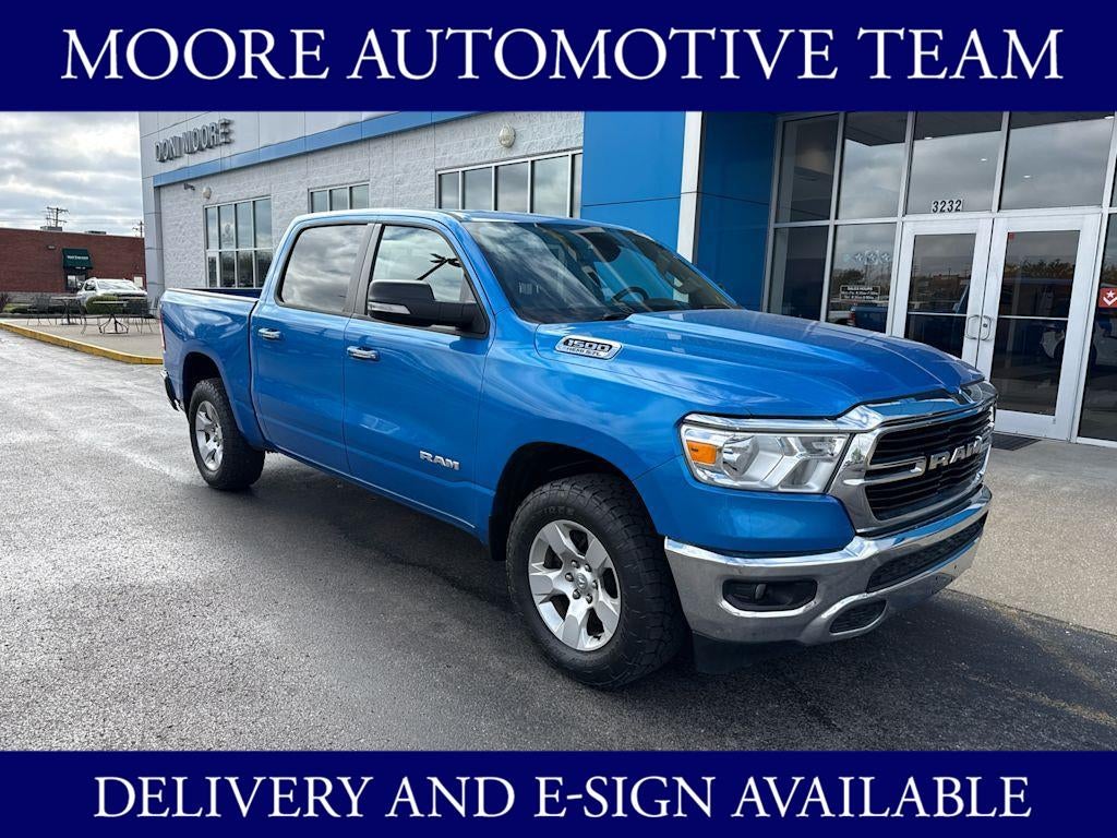 2020 RAM 1500 Big Horn/Lone Star 4x4 Crew Cab 5'7's photo