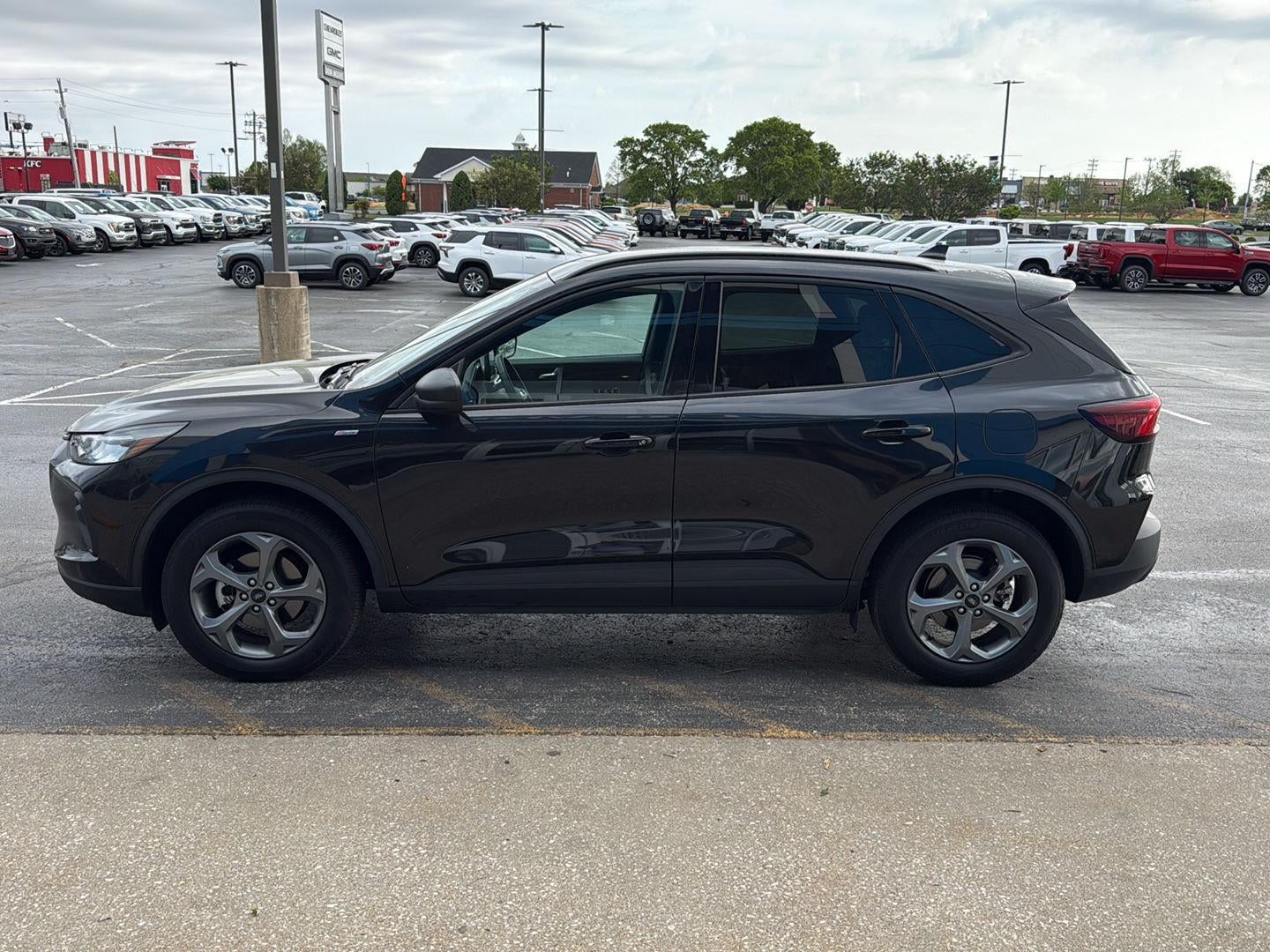 2025 Ford Escape ST-Line