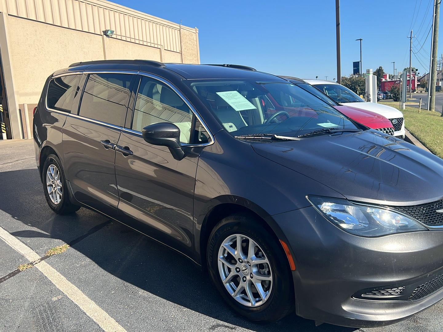 2021 Chrysler Voyager LXI