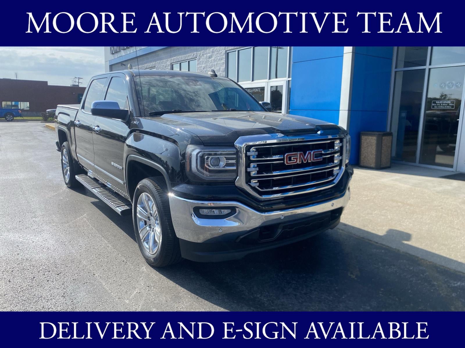 2017 GMC Sierra 4WD Crew Cab Short Box SLT's photo