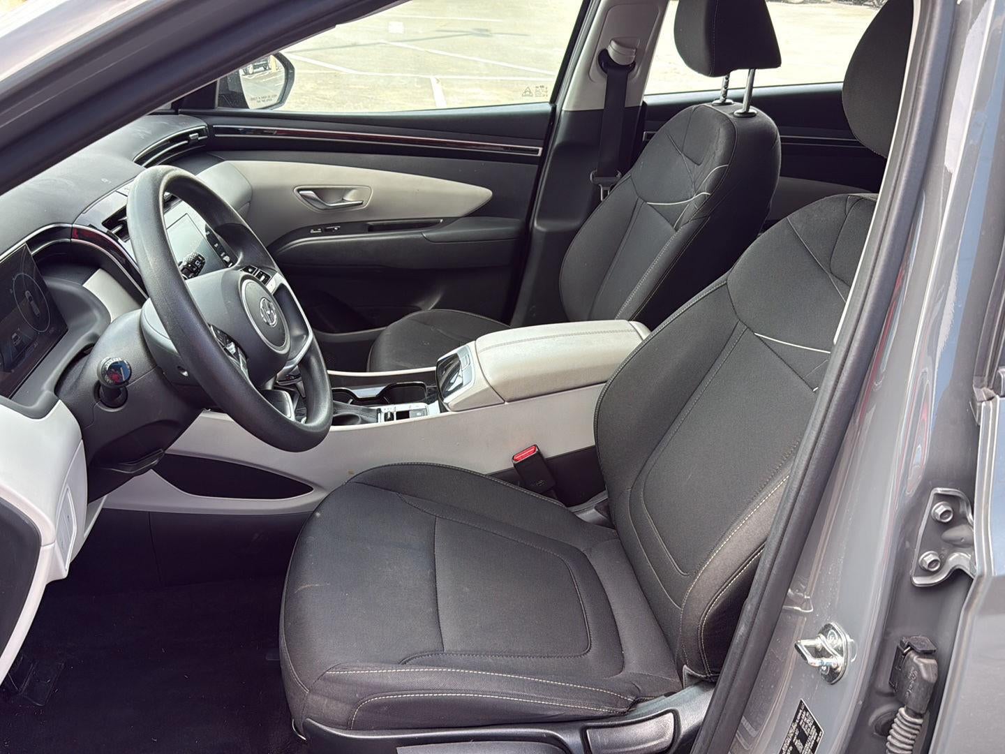 2024 Hyundai TUCSON SE