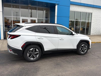 2025 Hyundai TUCSON SEL
