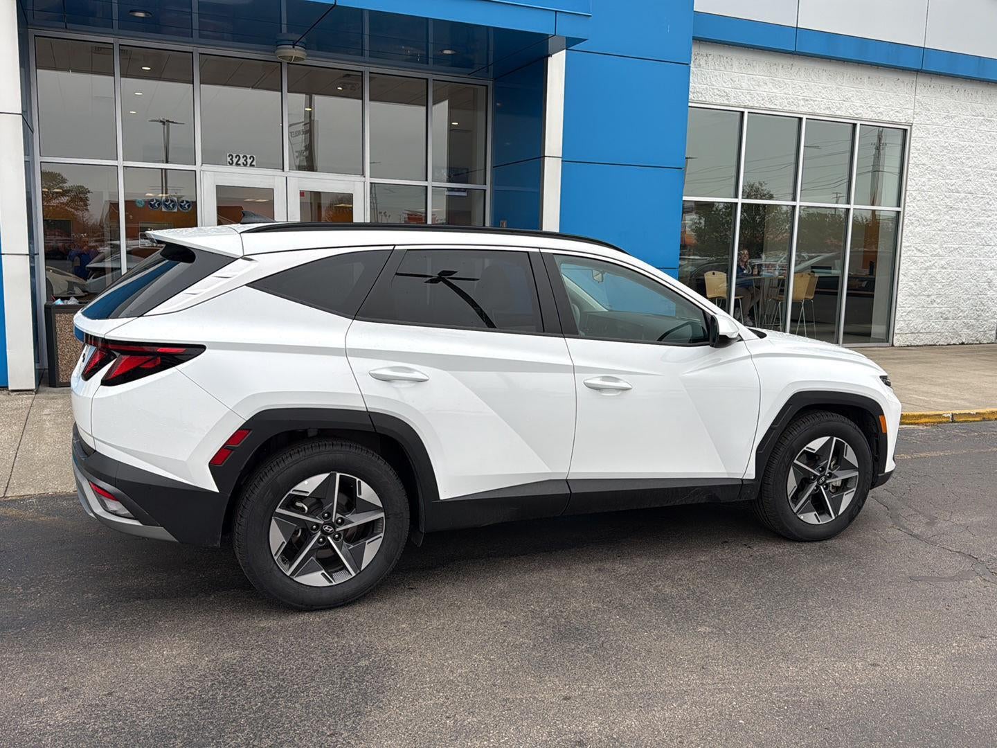 2025 Hyundai TUCSON SEL