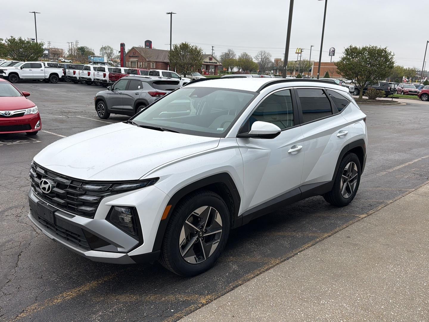 2025 Hyundai TUCSON SEL