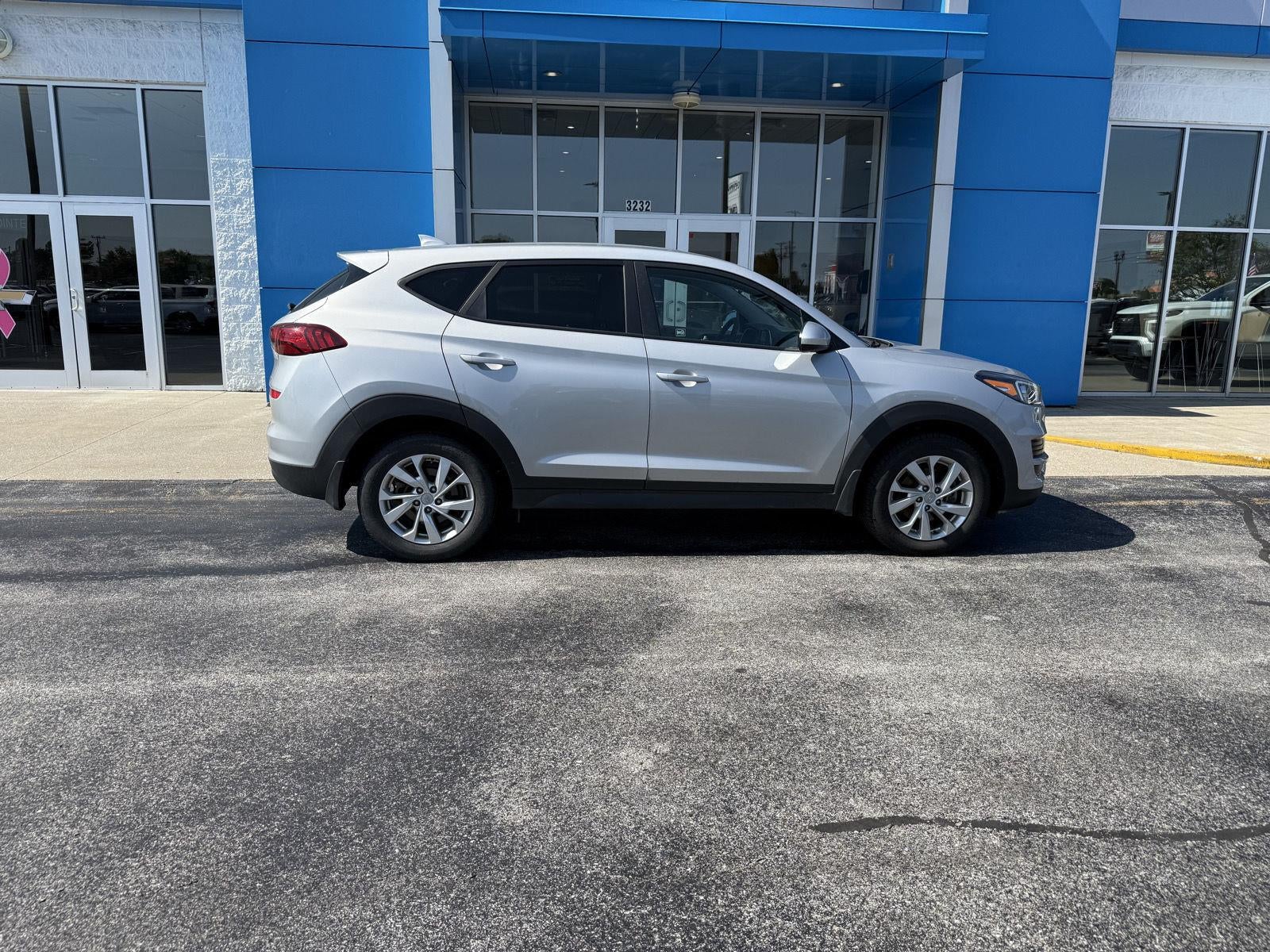 2021 Hyundai TUCSON SE