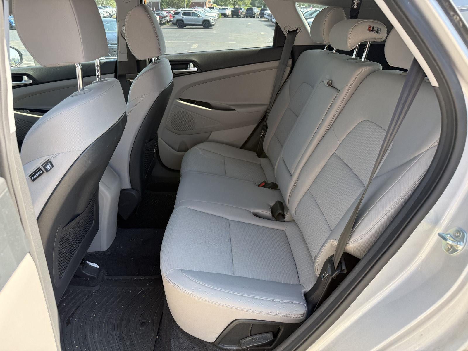 2021 Hyundai TUCSON SE