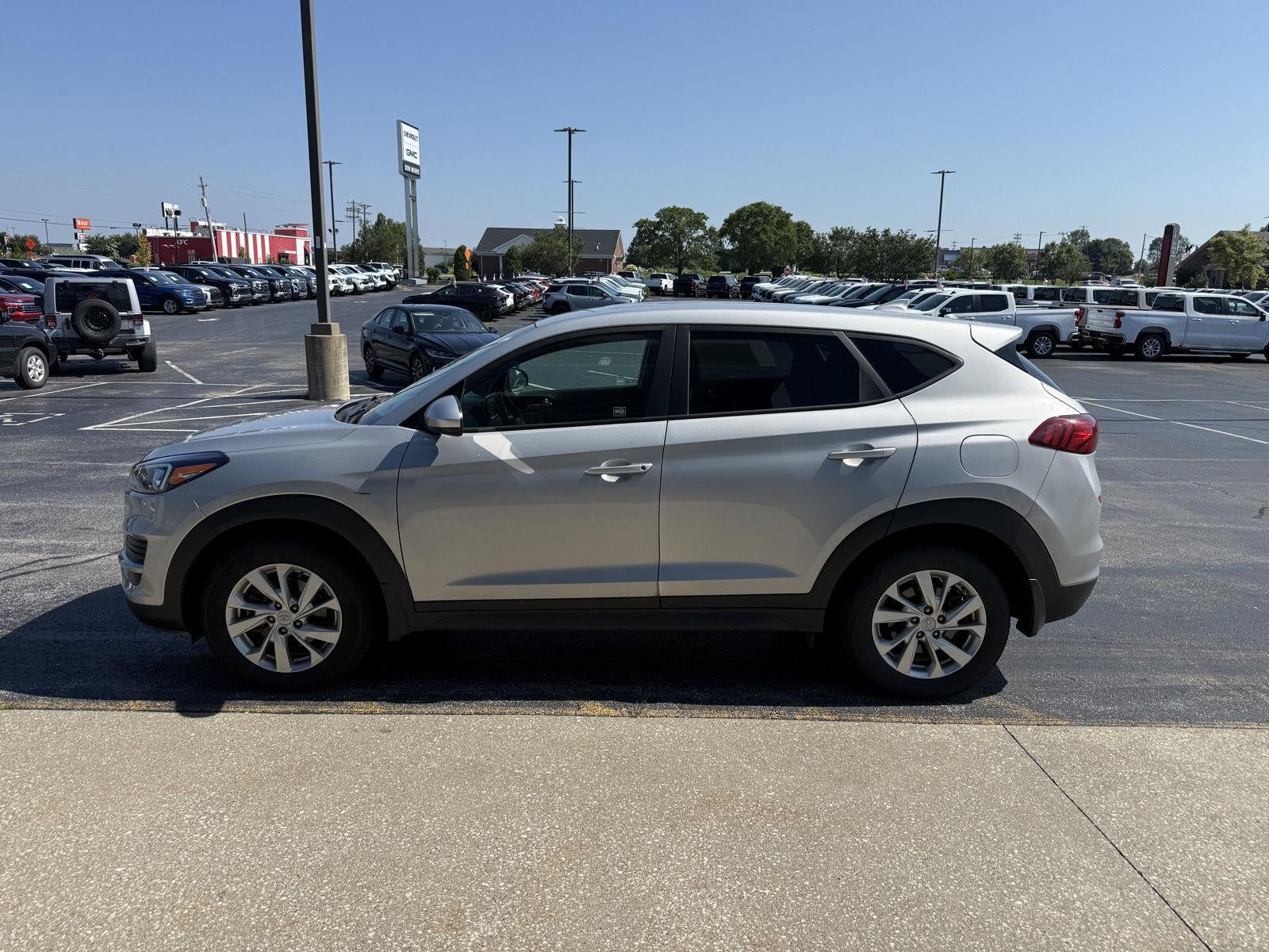 2021 Hyundai TUCSON SE
