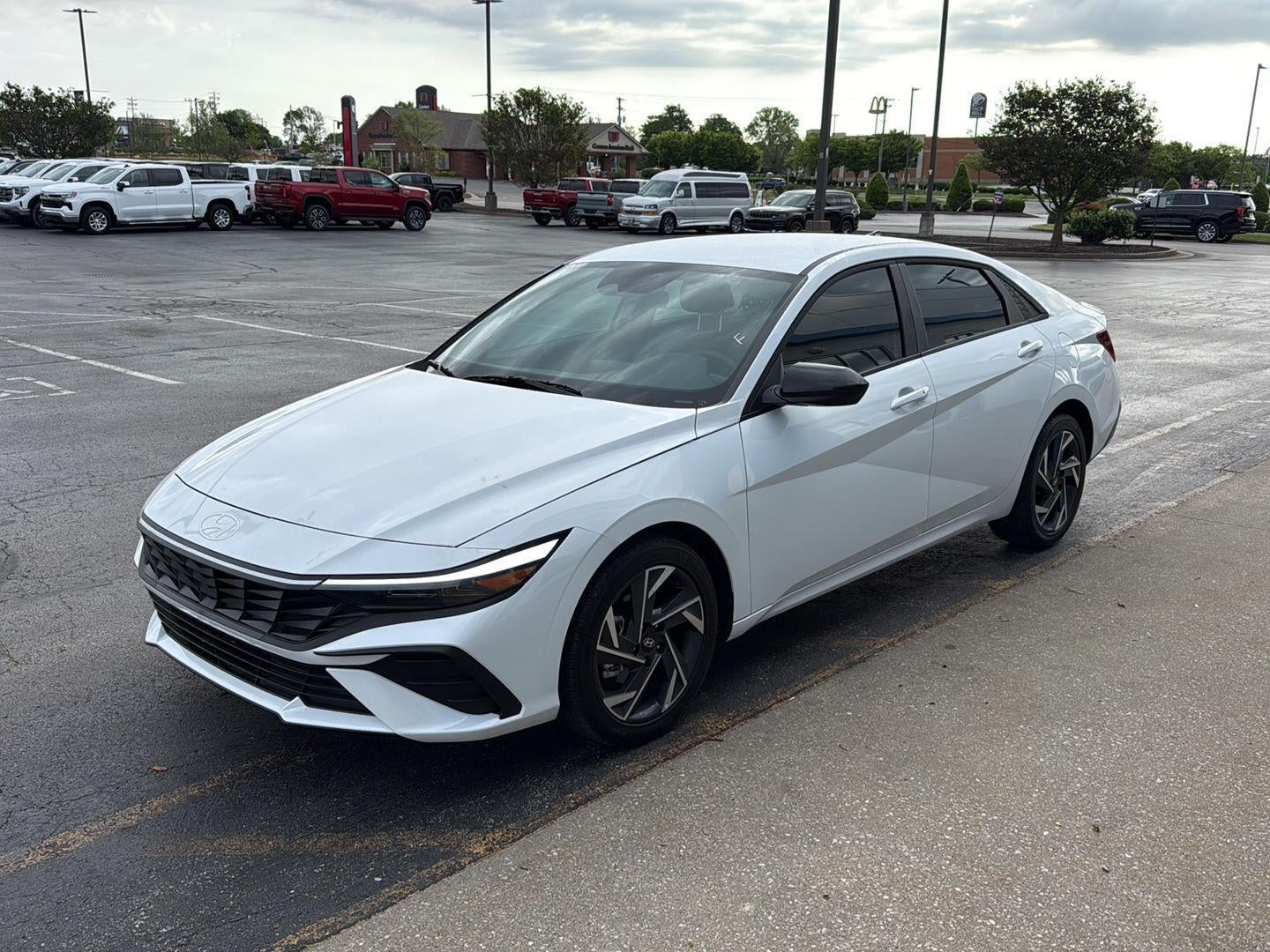 2025 Hyundai ELANTRA SEL Sport