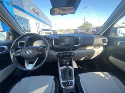 2025 Hyundai VENUE SEL